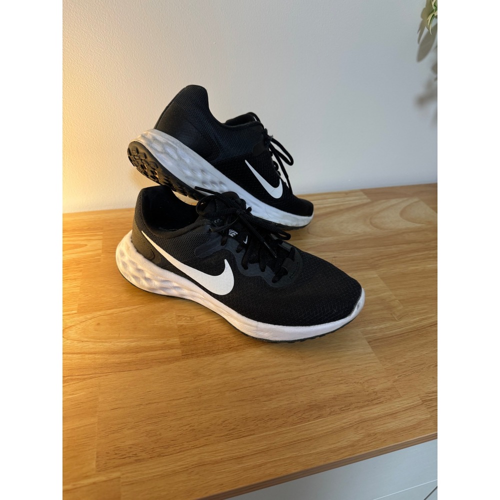 Nike Revolution 6 Next Nature Women Running Shoes Black White DC3729-003 Size 8
